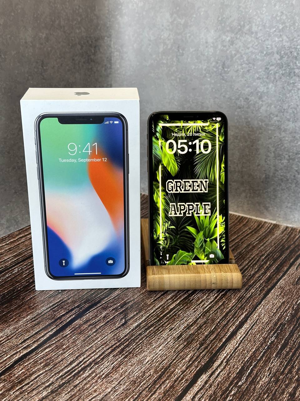 iPhone X